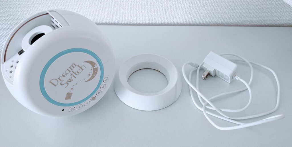 DreamSwitchの本体と付属品